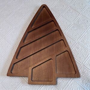 Solid Wood Christmas Tree Cheese Board / Charcuterie Tray – Vintage Style